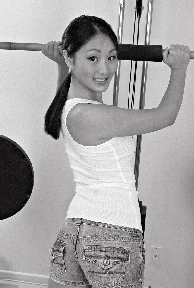 Лилия, 20 лет, 4 размер груди